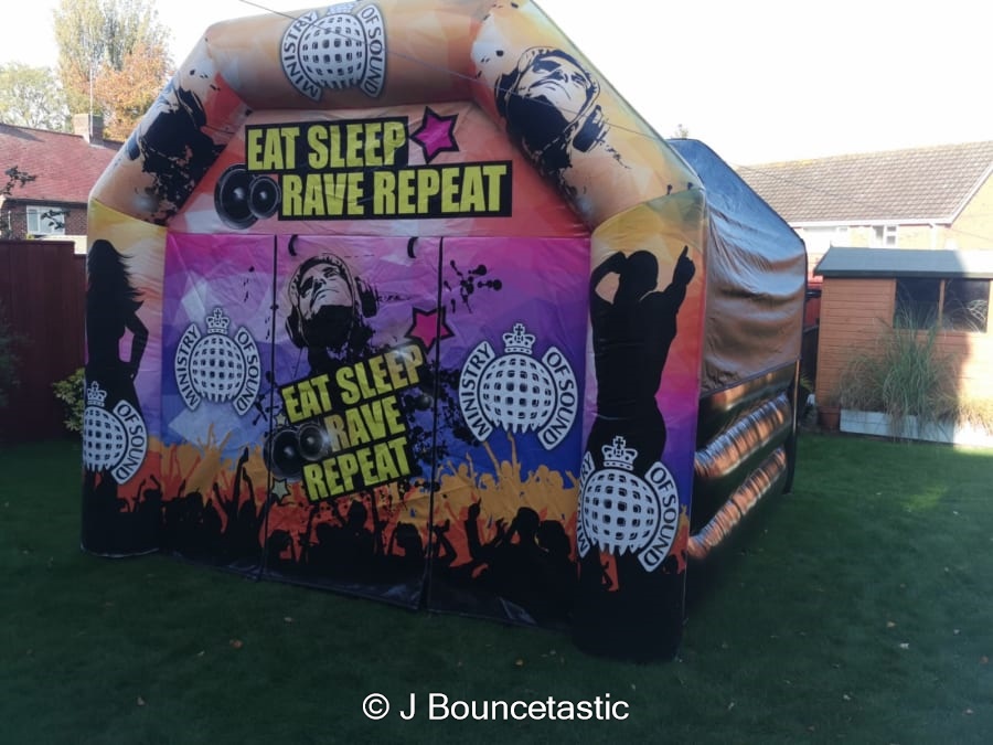 Inflatable Nightclub - Hire in Beverley | J Bouncetastic