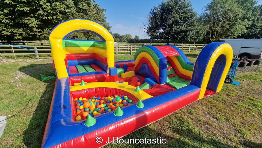Bouncy castle with slide beverley